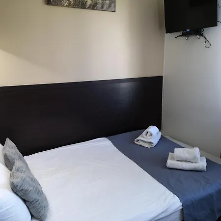 Orange Hotel