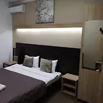 Orange Hotel