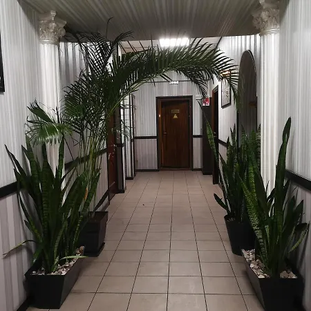 Hotel Orange Leópolis